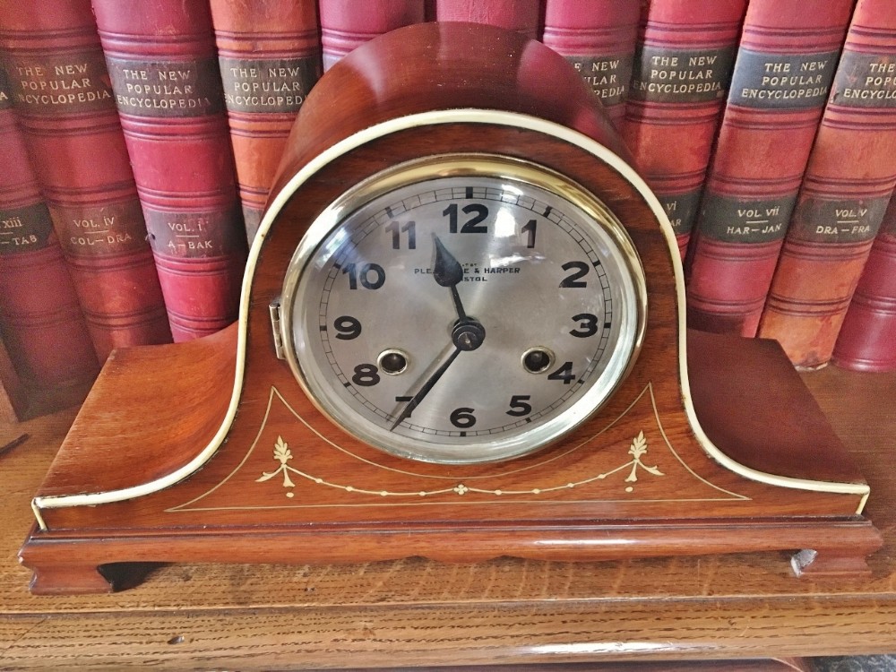 Antique mantel clocks: an antique dealer's guide