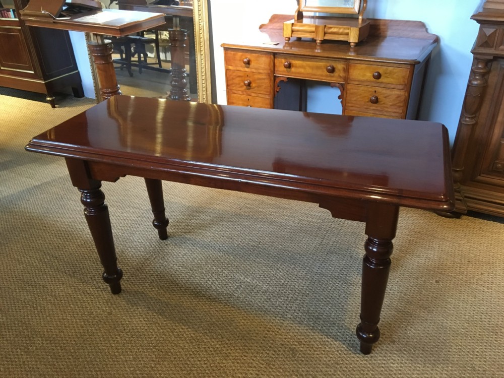 victorian mahogany table