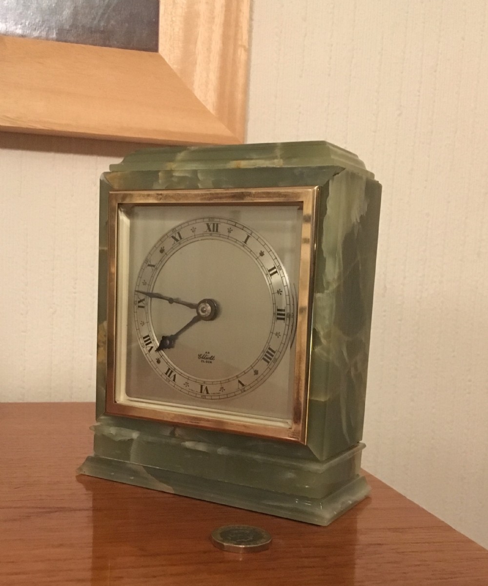 elliott mantel clock