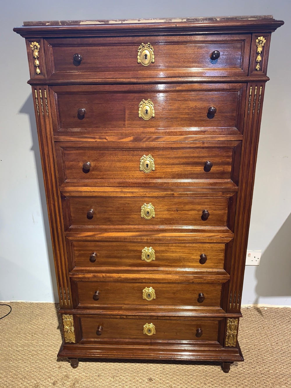 tall narrow chest of drawers