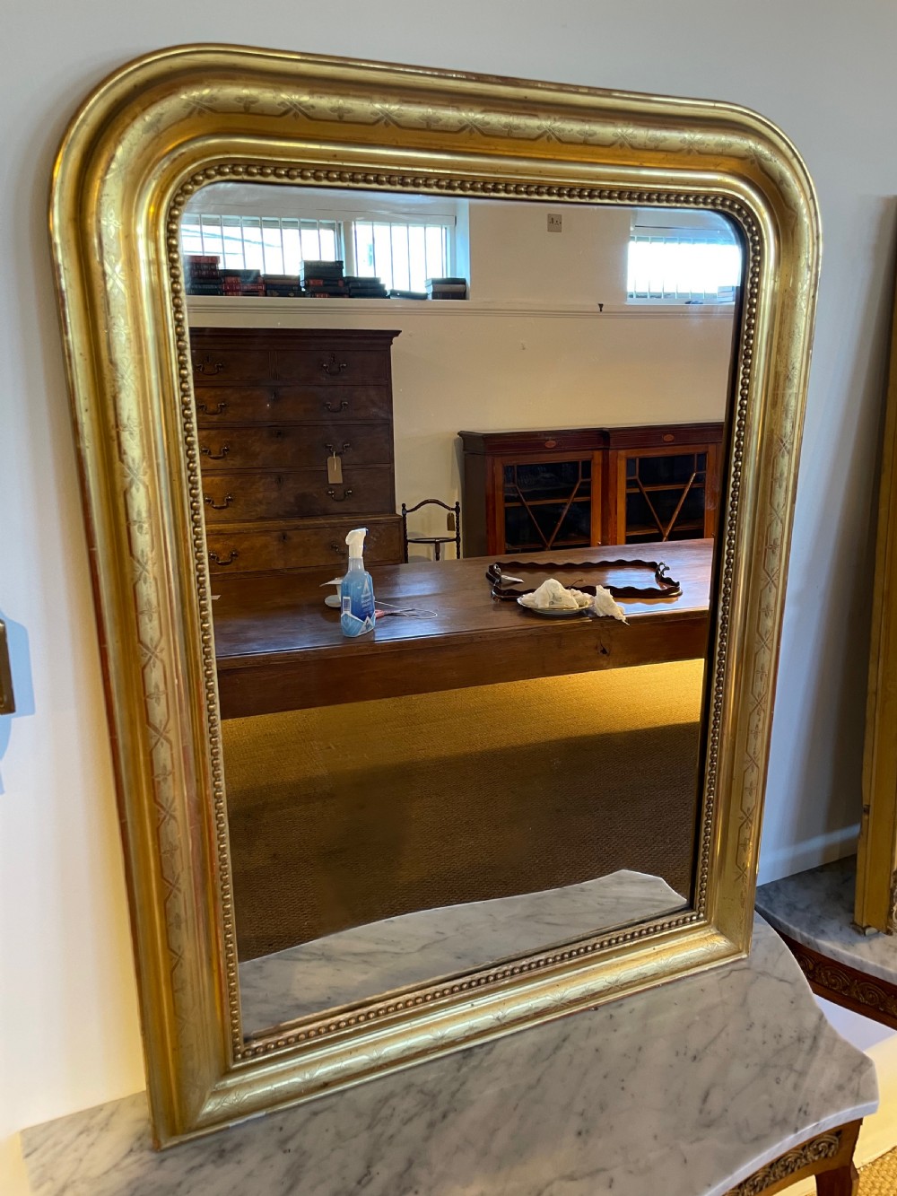 antique gilt mirror 29x39inches